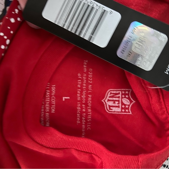 Buffalo Bills Fisher Price Little People Snow Place Like Home Youth T Shirt L. - Picture 3 of 3